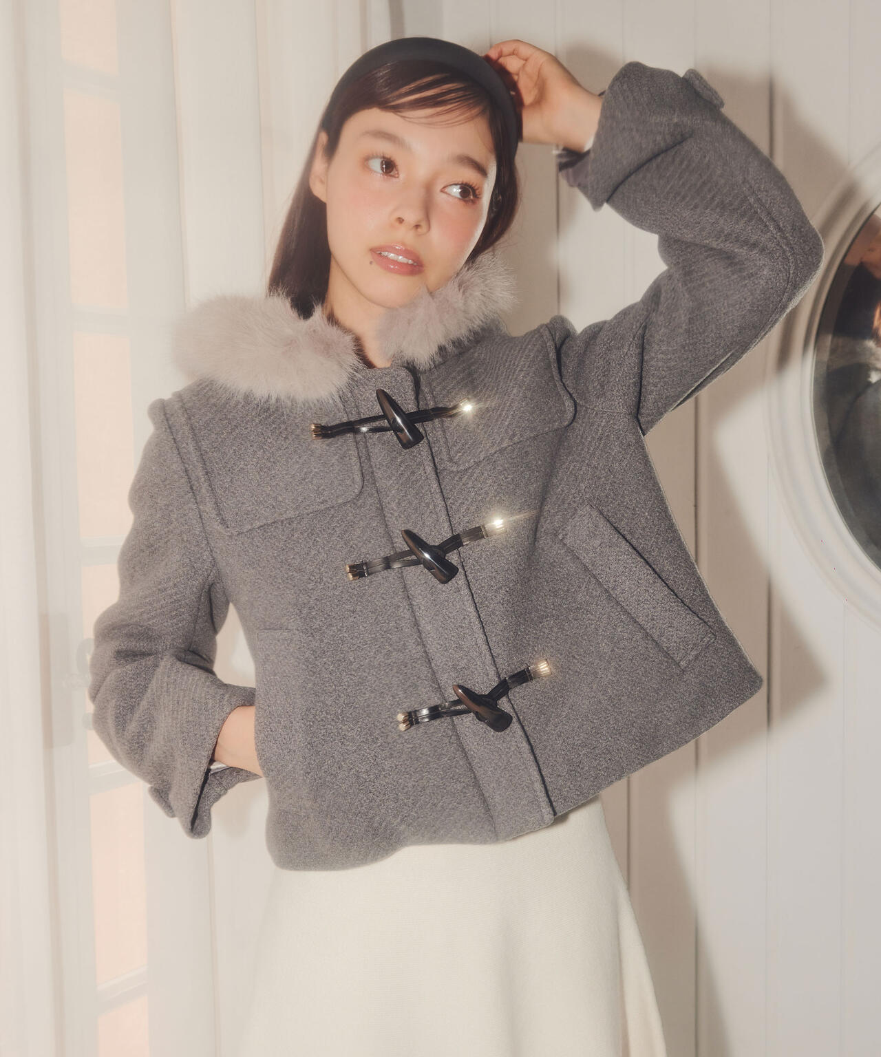 フェイクファー付ショートダッフルコート