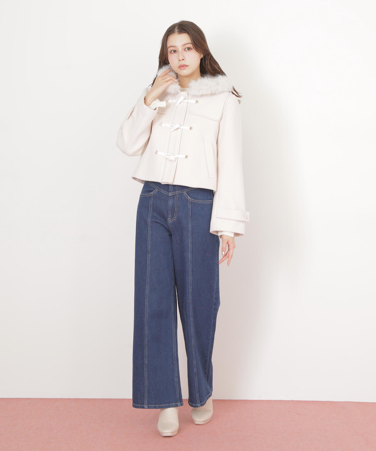 フェイクファー付ショートダッフルコート