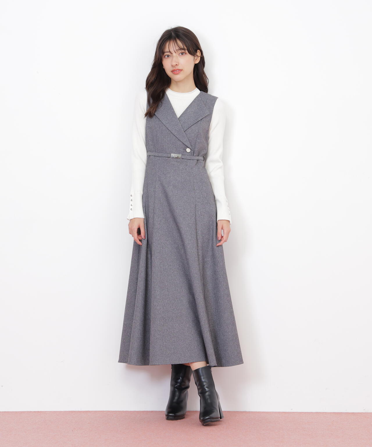 袖ボタンリブニット