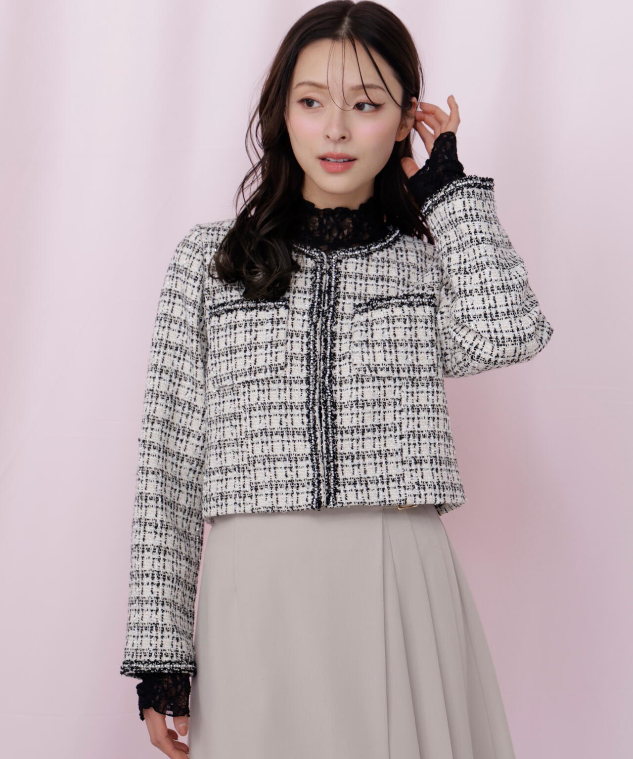 ビジューブレード付きツイードジャケット