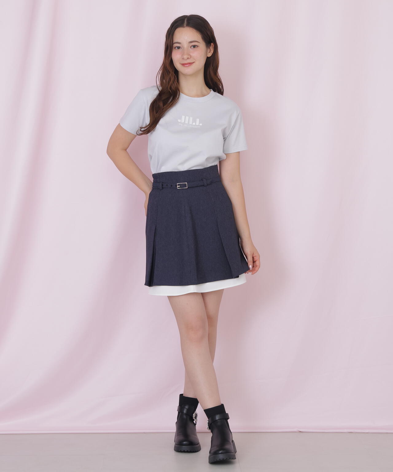 166cm 着用サイズ：FR