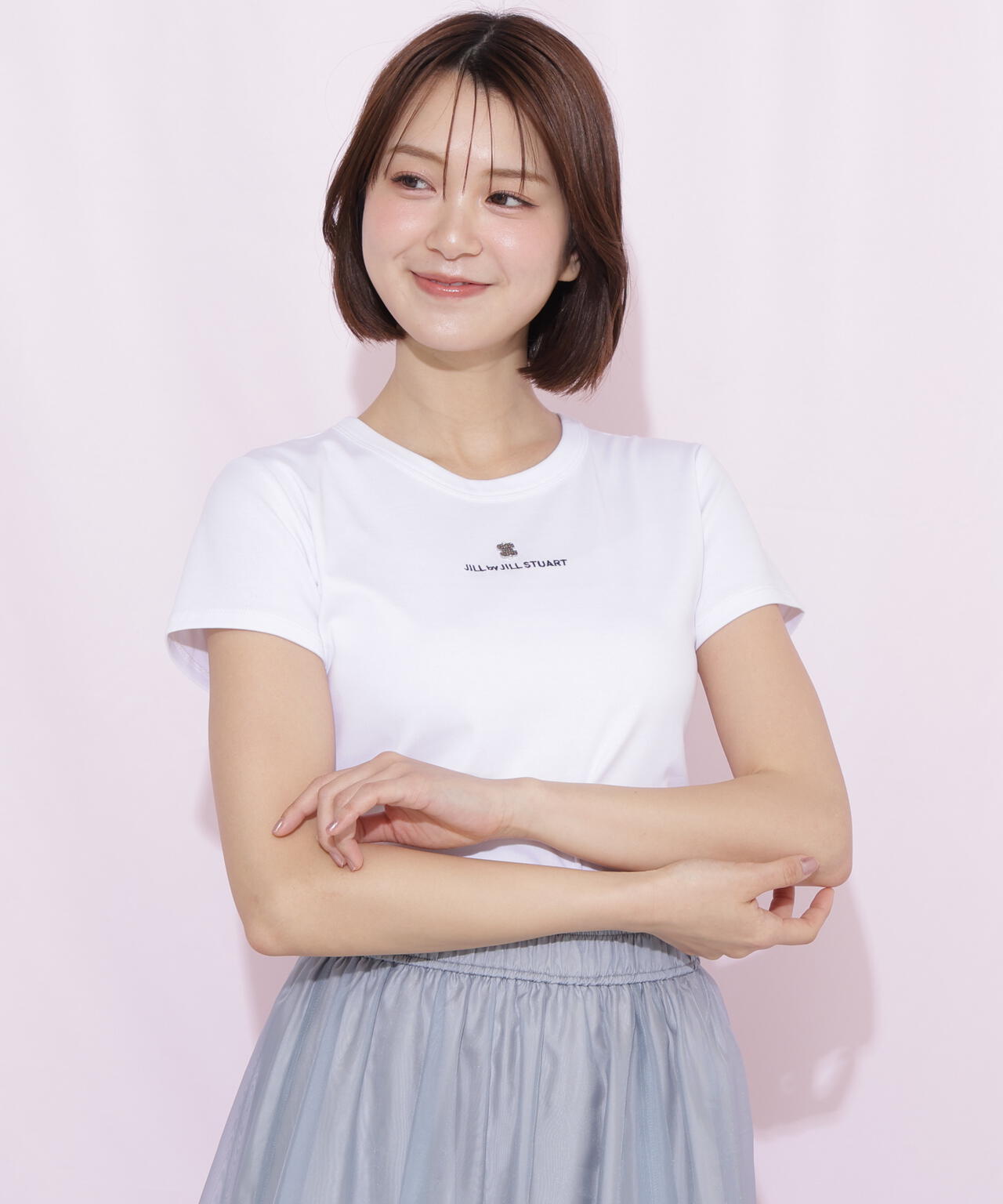 コンパクトワンポイントロゴTシャツ