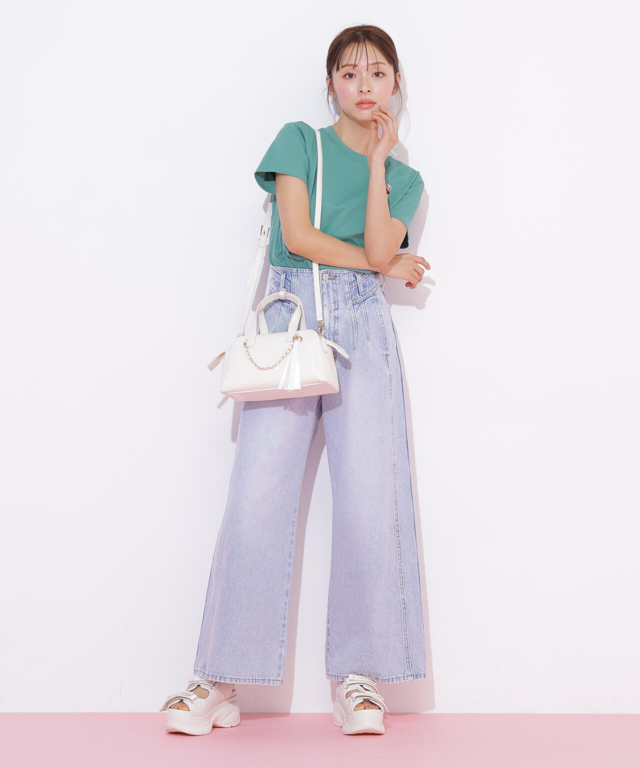 170cm 着用サイズ：FR