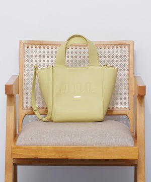160cm 着用サイズ：FR