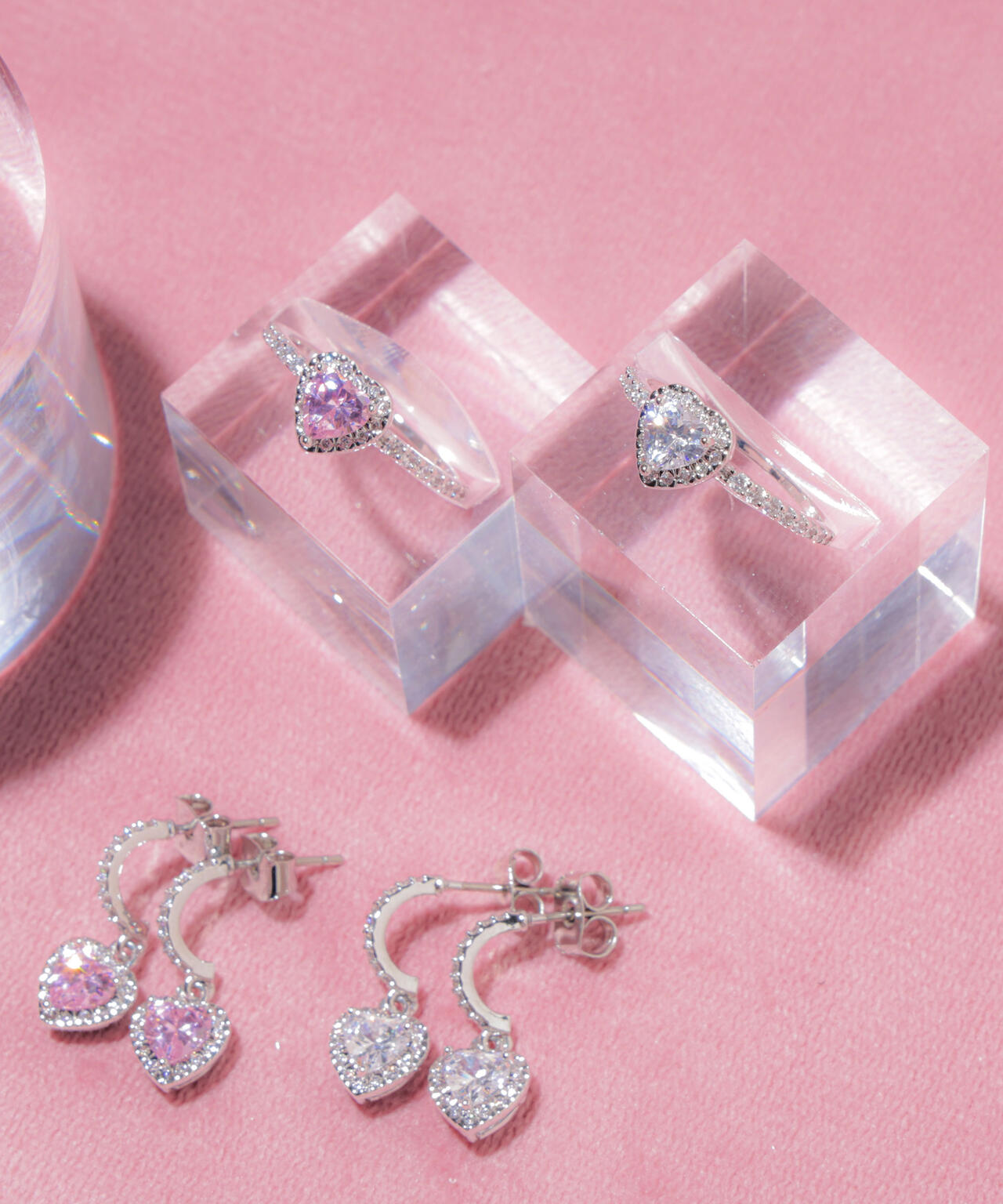 Cubic プチハートピアス