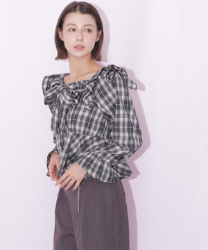 167cm 着用サイズ：FR