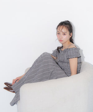 160cm 着用サイズ：FR