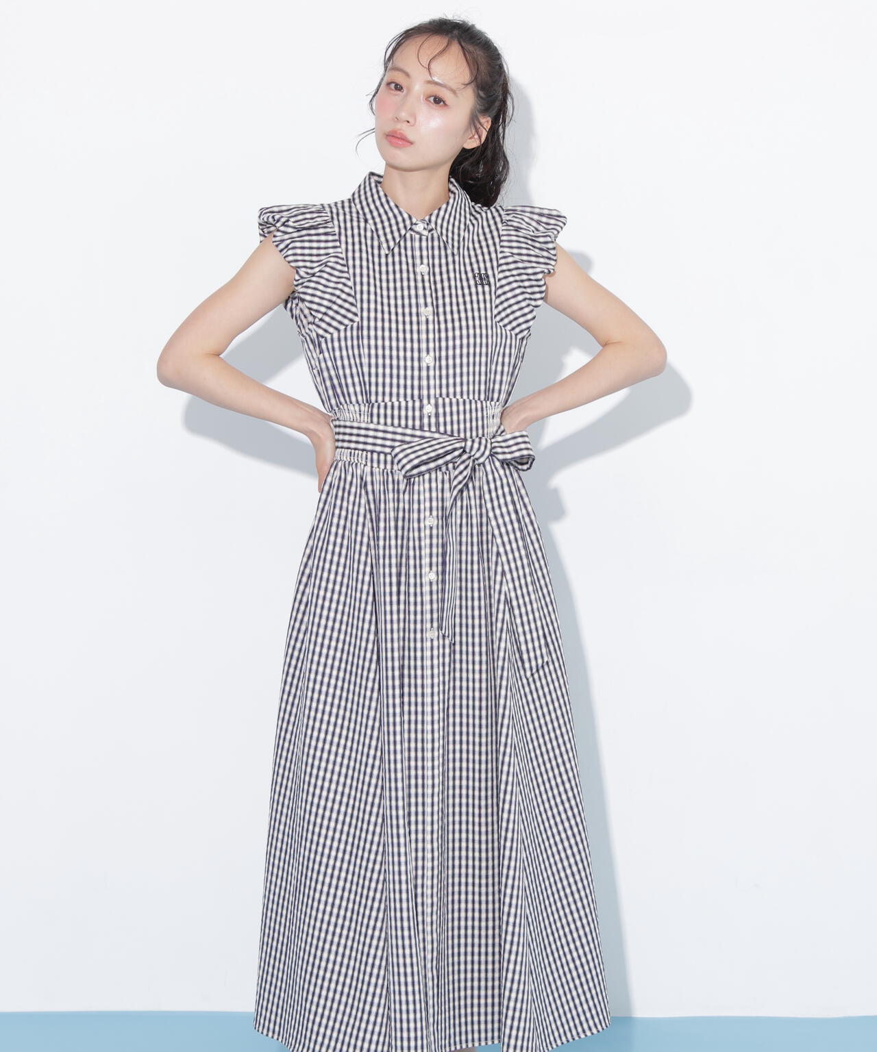 160cm 着用サイズ：FR