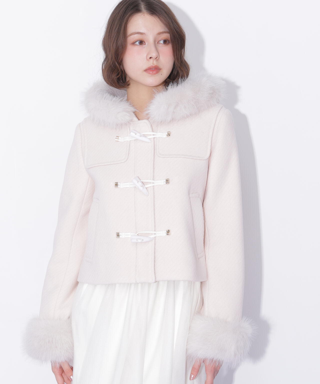 フェイクファー付きショートダッフルコート