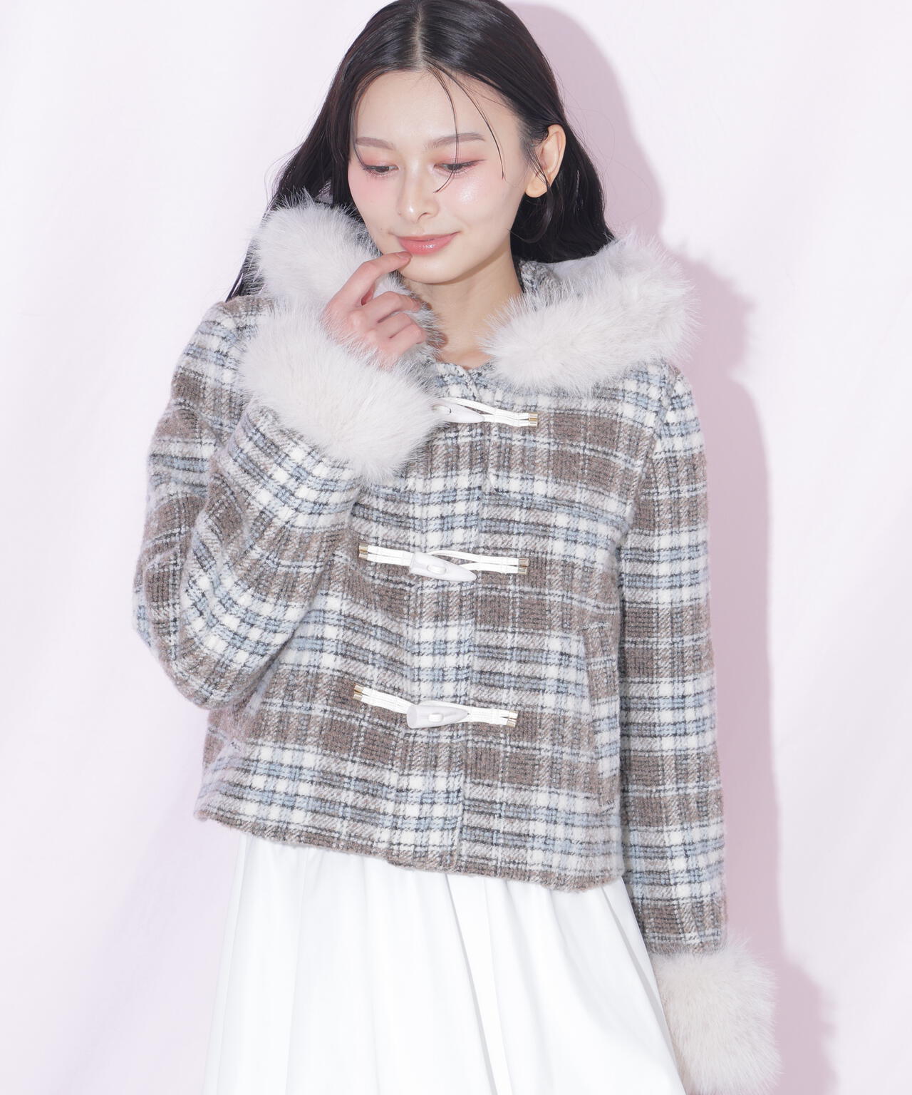 フェイクファー付きショートダッフルコート