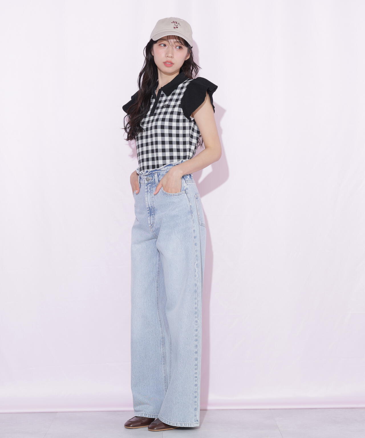 160cm 着用サイズ：FR