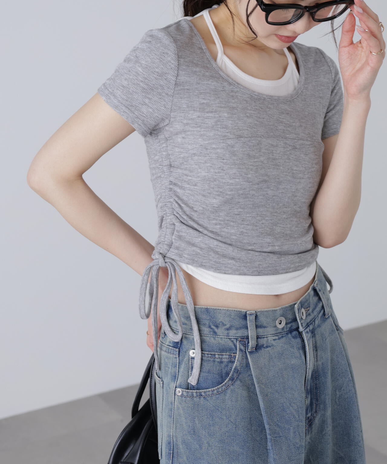 ホルターネックレイヤードサイドドロスト半袖カットソー