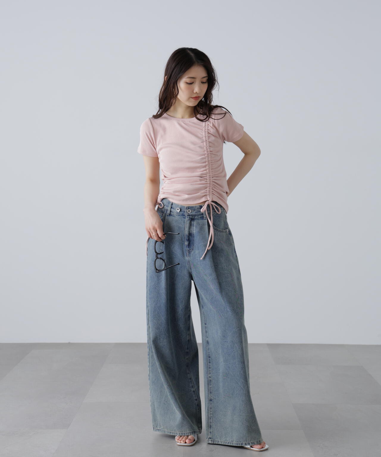 アシメドロストリブカットソー