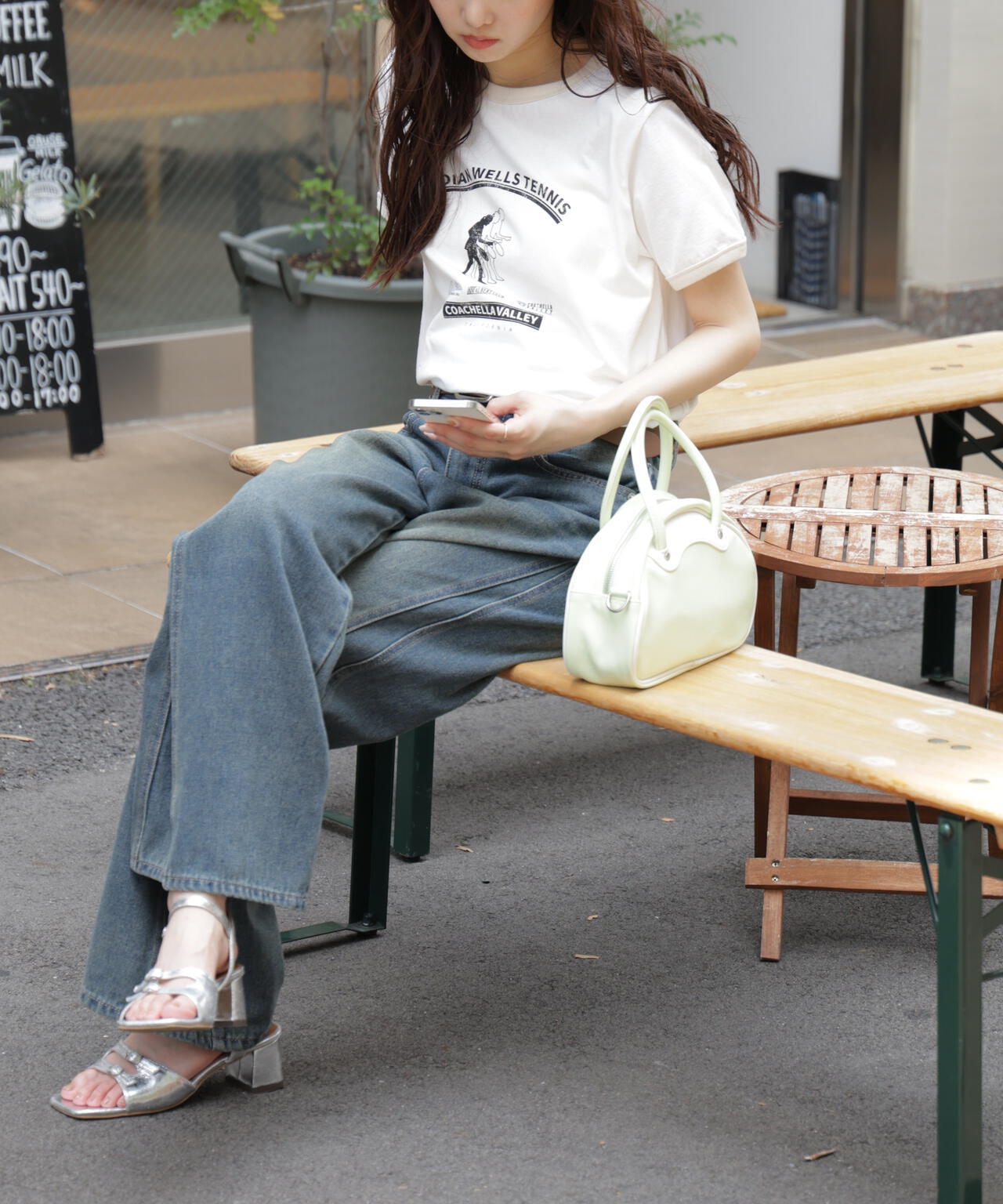 レトロスポーツプリントTシャツ
