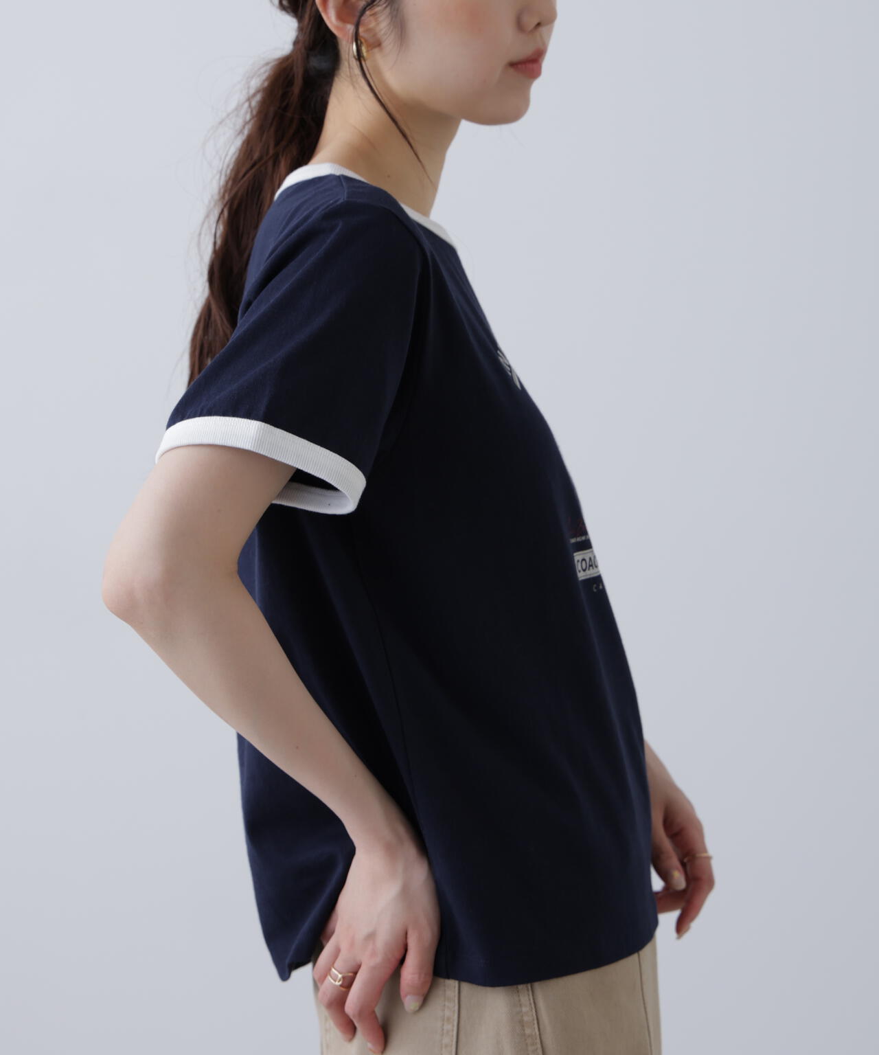 レトロスポーツプリントTシャツ