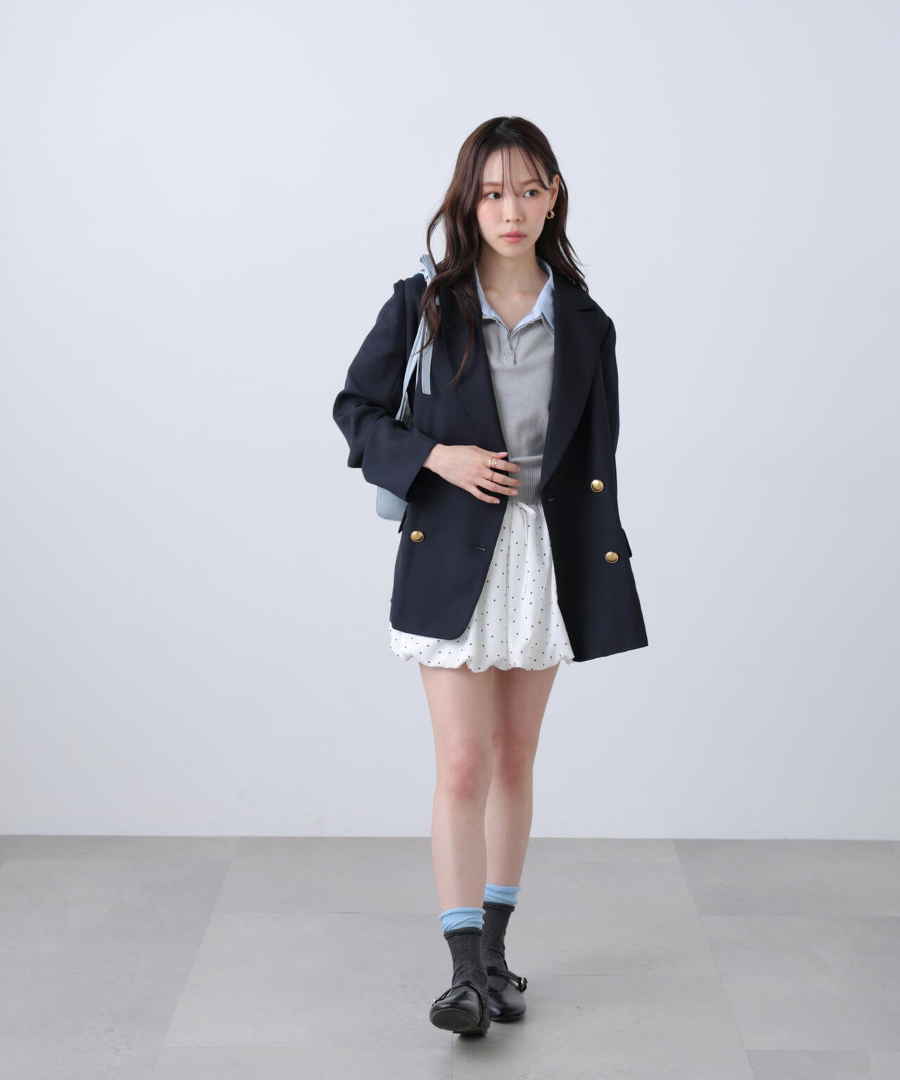 金ボタンダブルブレストジャケット【2サイズ展開】【背中部分：半裏仕様、袖部分：裏地なし】