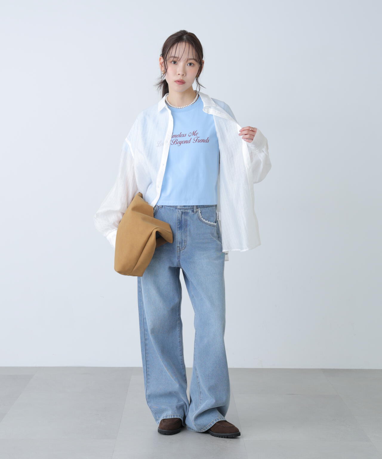 ロゴプリントコンパクトTシャツ