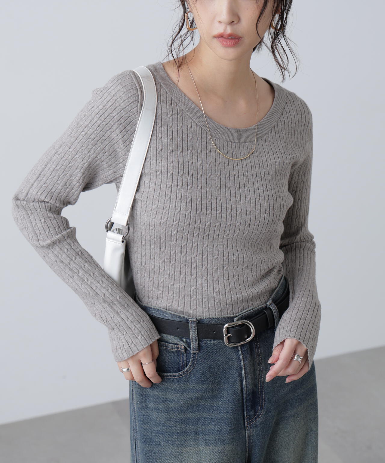 〈洗える〉マシンウォッシャブルケーブルニット