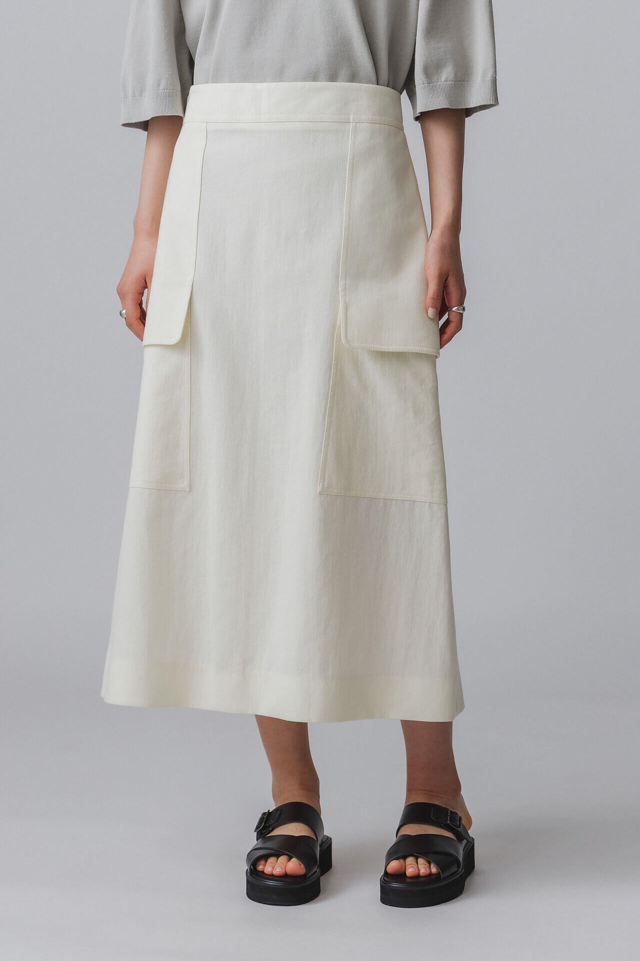 STUDIO NICHOLSON / DRY COTTON NYLON TAILORED PATCH POCKET SKIRT