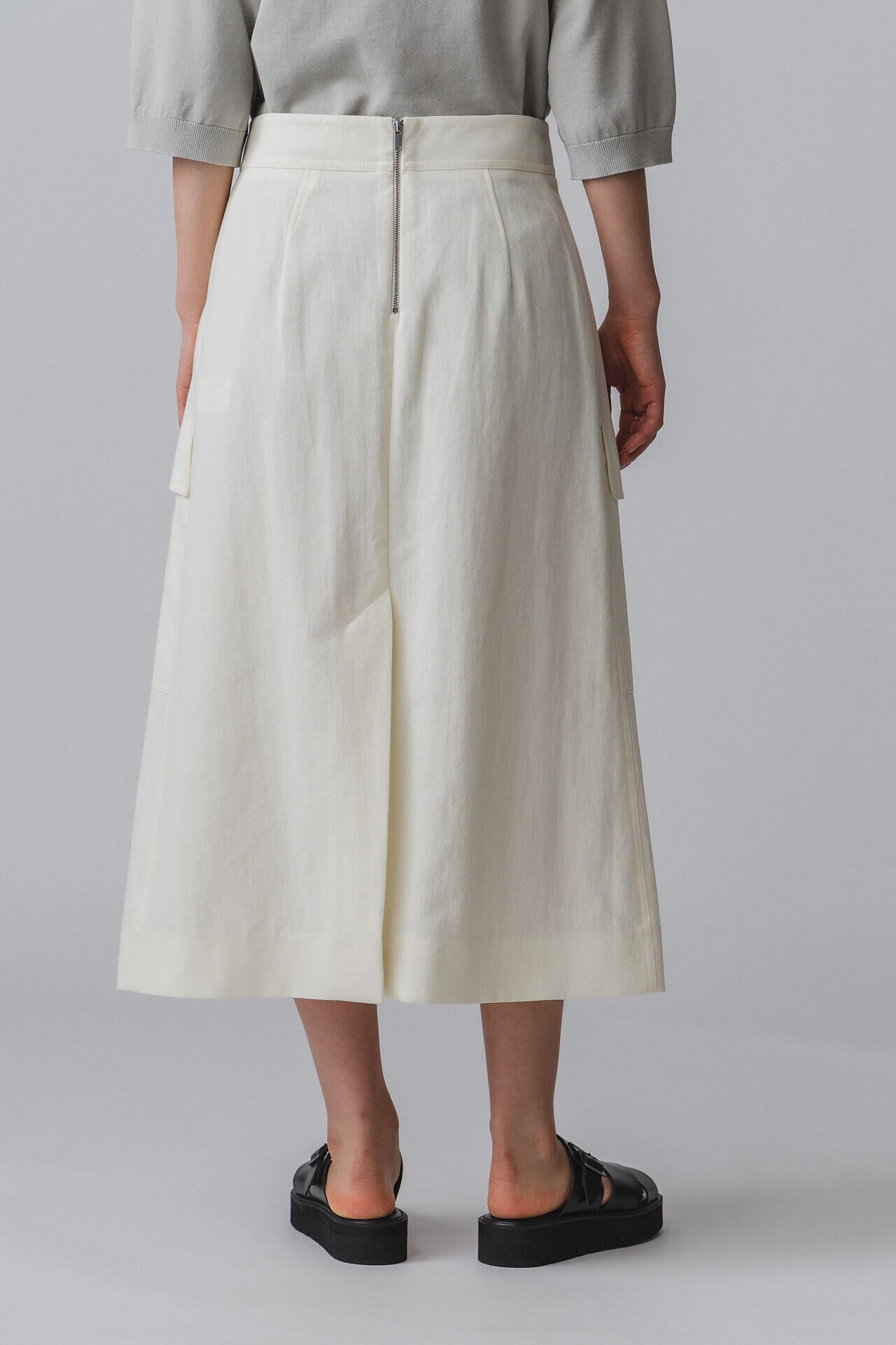 STUDIO NICHOLSON / DRY COTTON NYLON TAILORED PATCH POCKET SKIRT