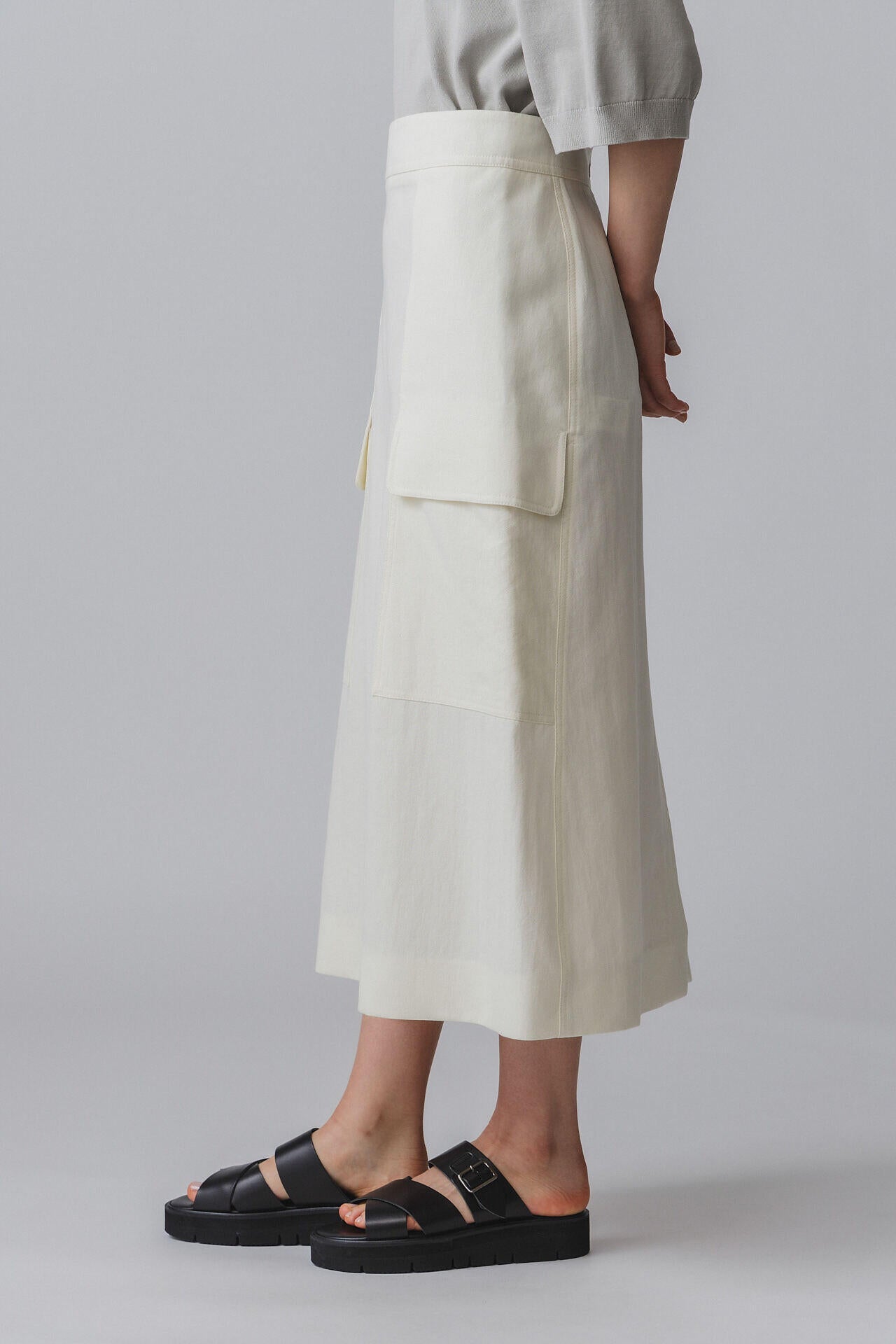 STUDIO NICHOLSON / DRY COTTON NYLON TAILORED PATCH POCKET SKIRT