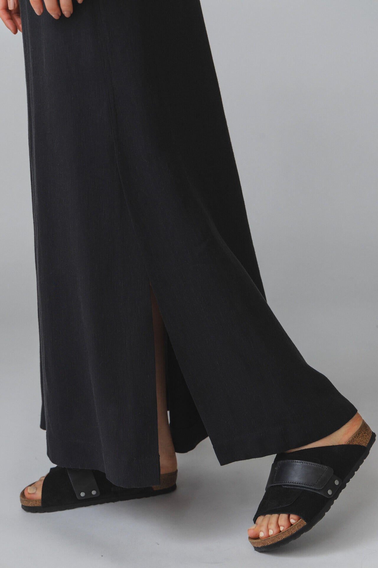 STUDIO NICHOLSON / VISCOSE LINEN TWILL DRAPED DRESS