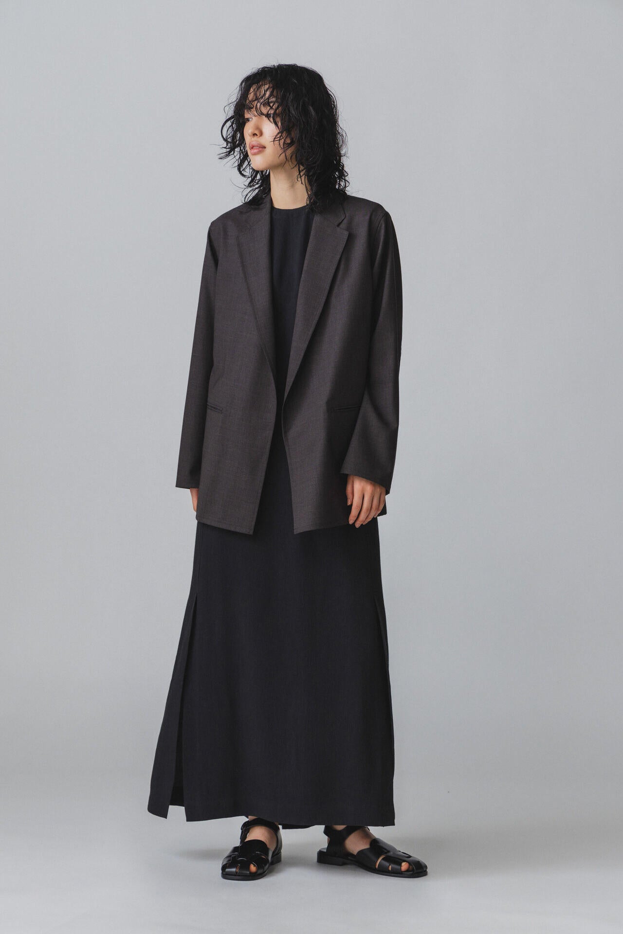STUDIO NICHOLSON / VISCOSE LINEN TWILL DRAPED DRESS