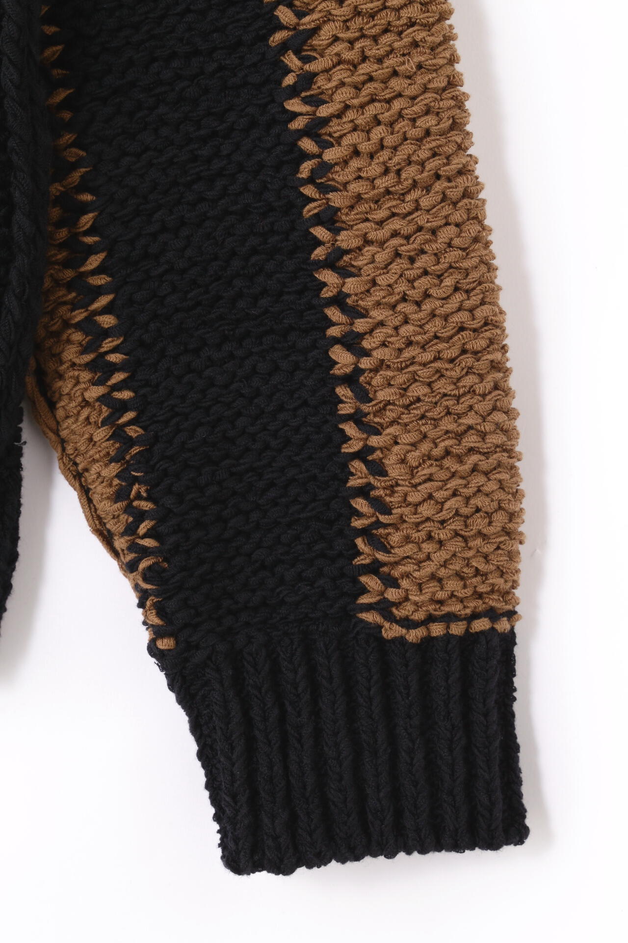 Cristaseya / FETTUCCIA STRIPED SWEATER