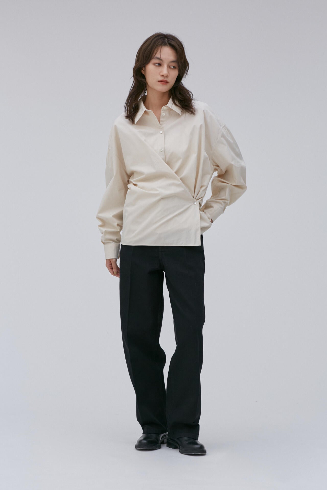 Cristaseya / HIGH WAISTED BLACK DENIM