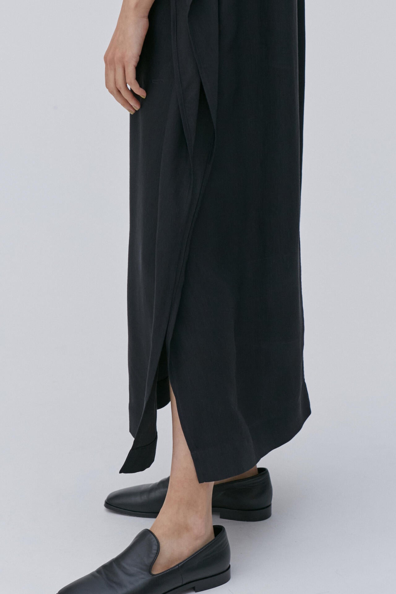 STUDIO NICHOLSON / VISCOSE LINEN TWILL SQUARE DRESS
