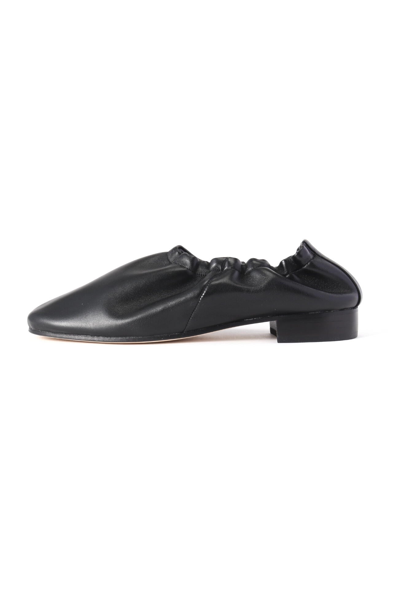 BEAUTIFUL SHOES / BALLET SHOES