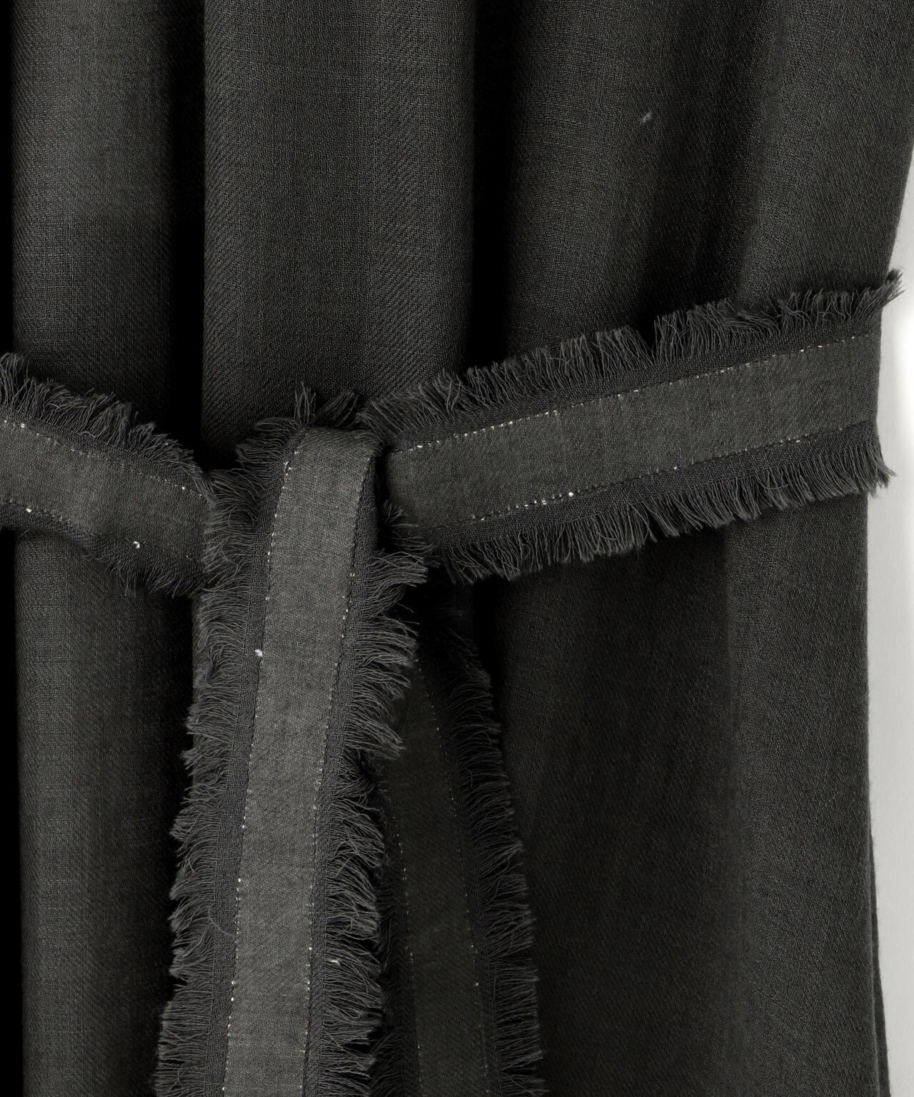 IKORRE / LONG VEST WITH FRINGE & BELT