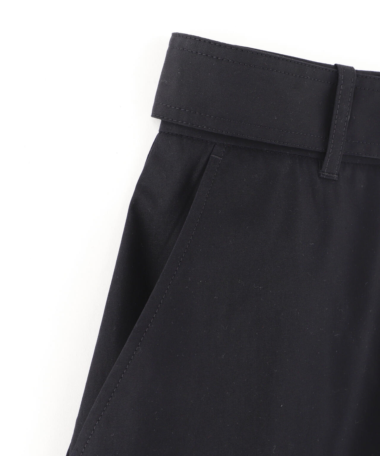 STUDIO NICHOLSON / LW NOISY COTTON BELTED ROUND LEG PANT