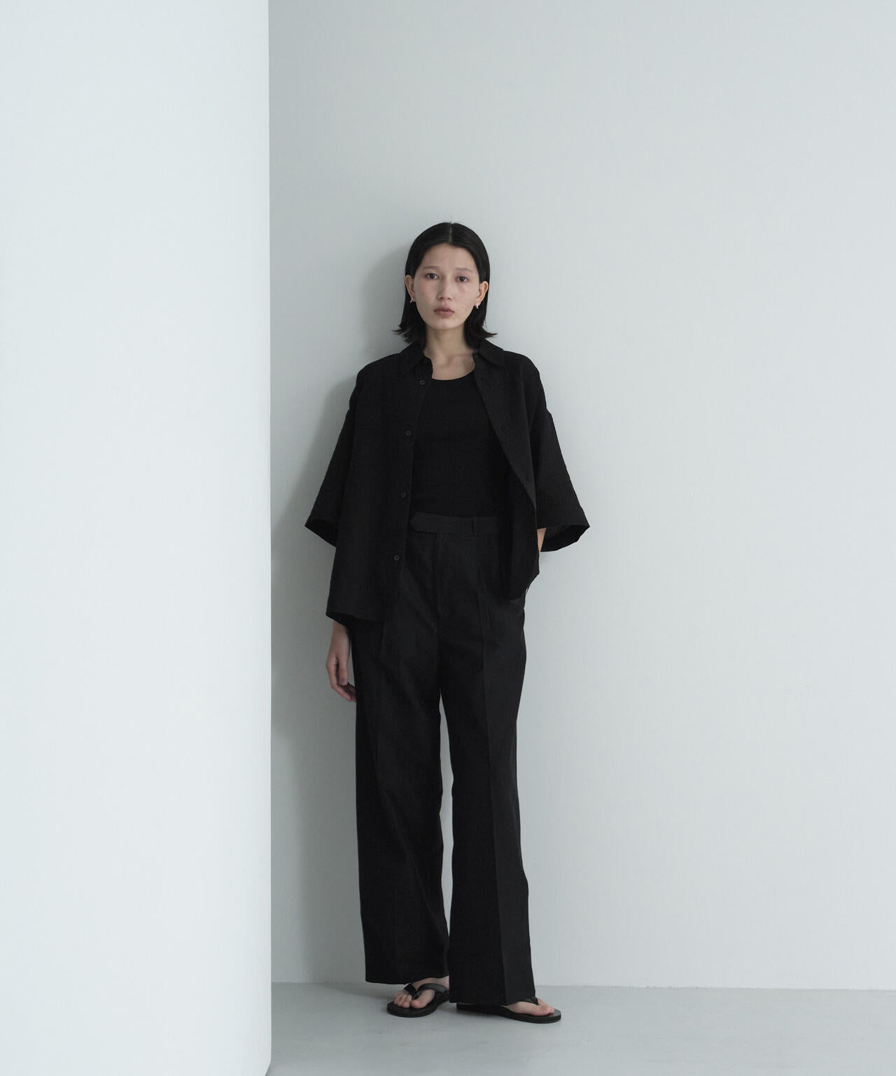blurhms / SILK WOOL COTTON TWO-TUCK SLACKS