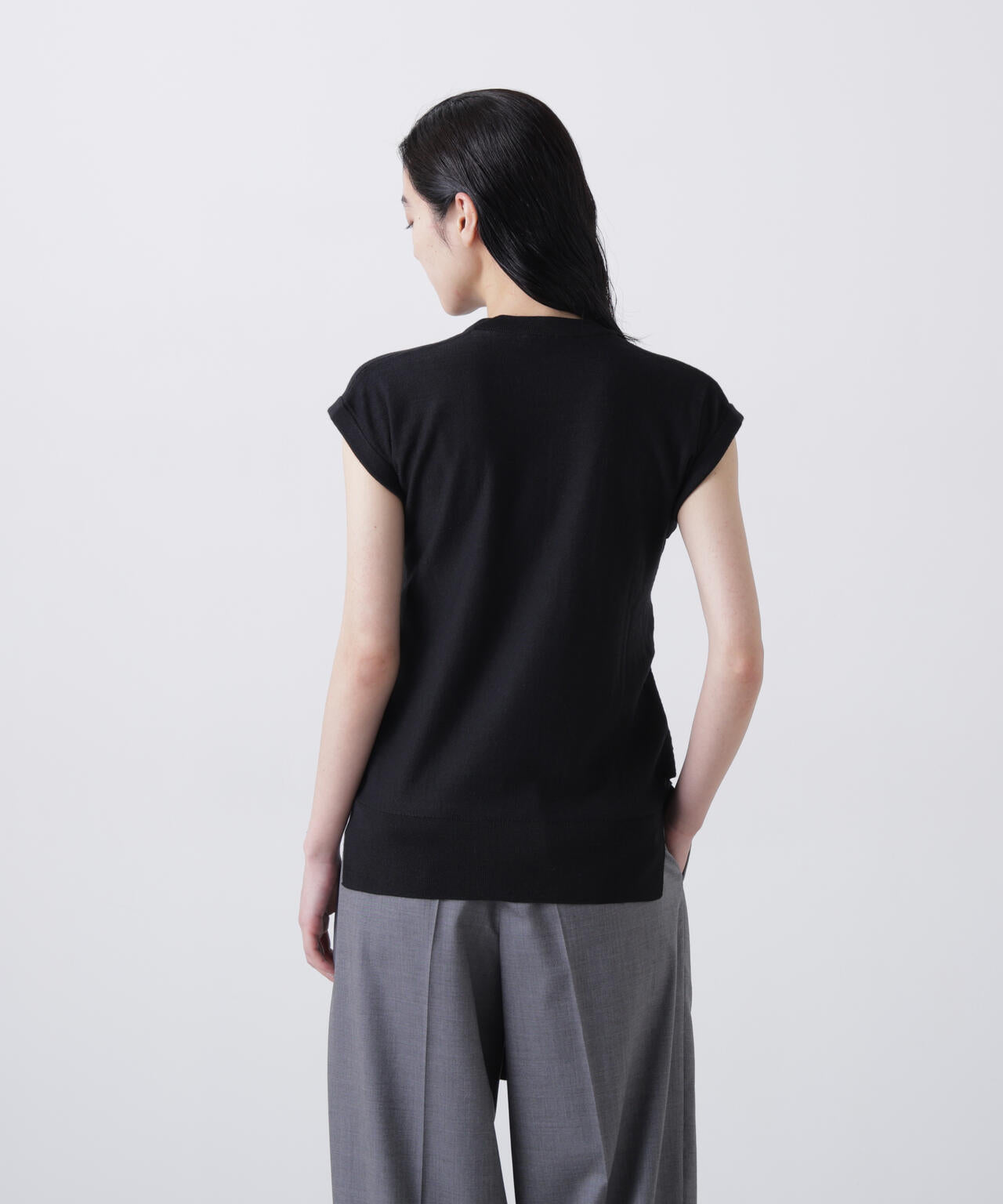 LEMAIRE / SLEEVELESS BUTTONED TOP