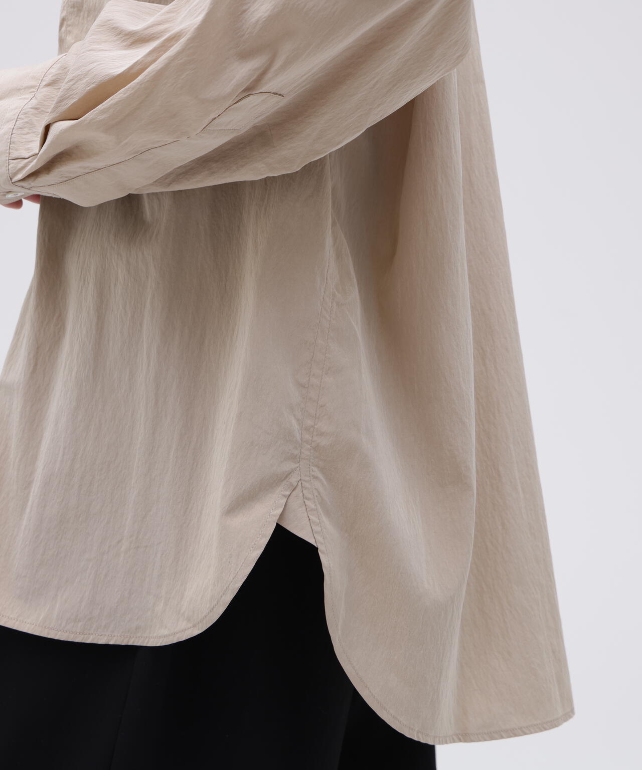 STUDIO NICHOLSON / POWDER HANDLE MODAL SHEER SHIRT