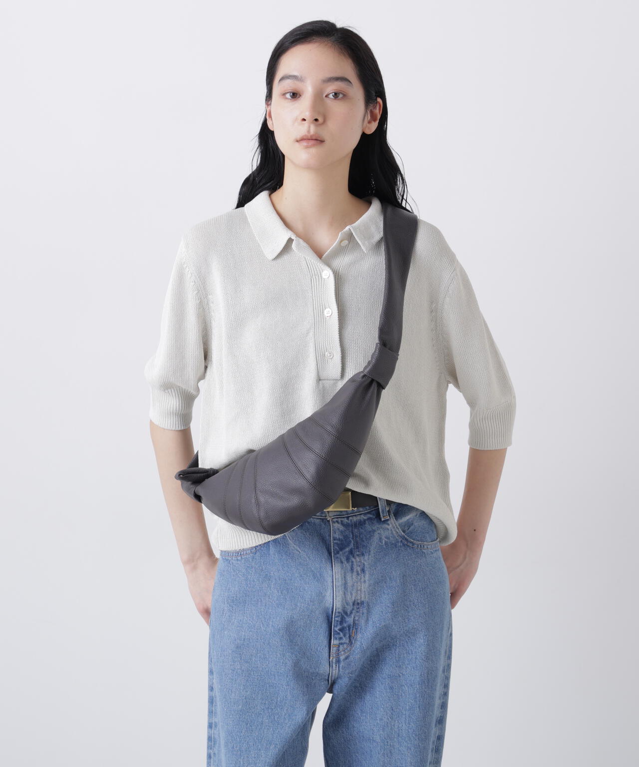 168cm B81cm W60cm H89cm 着用サイズ：F