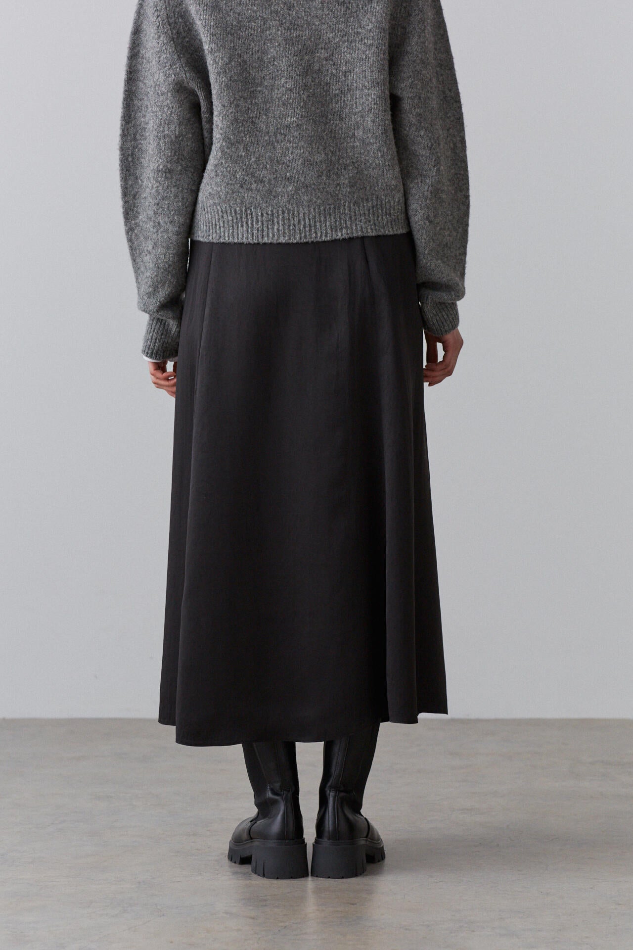 YLEVE / ACETATE SATIN SK