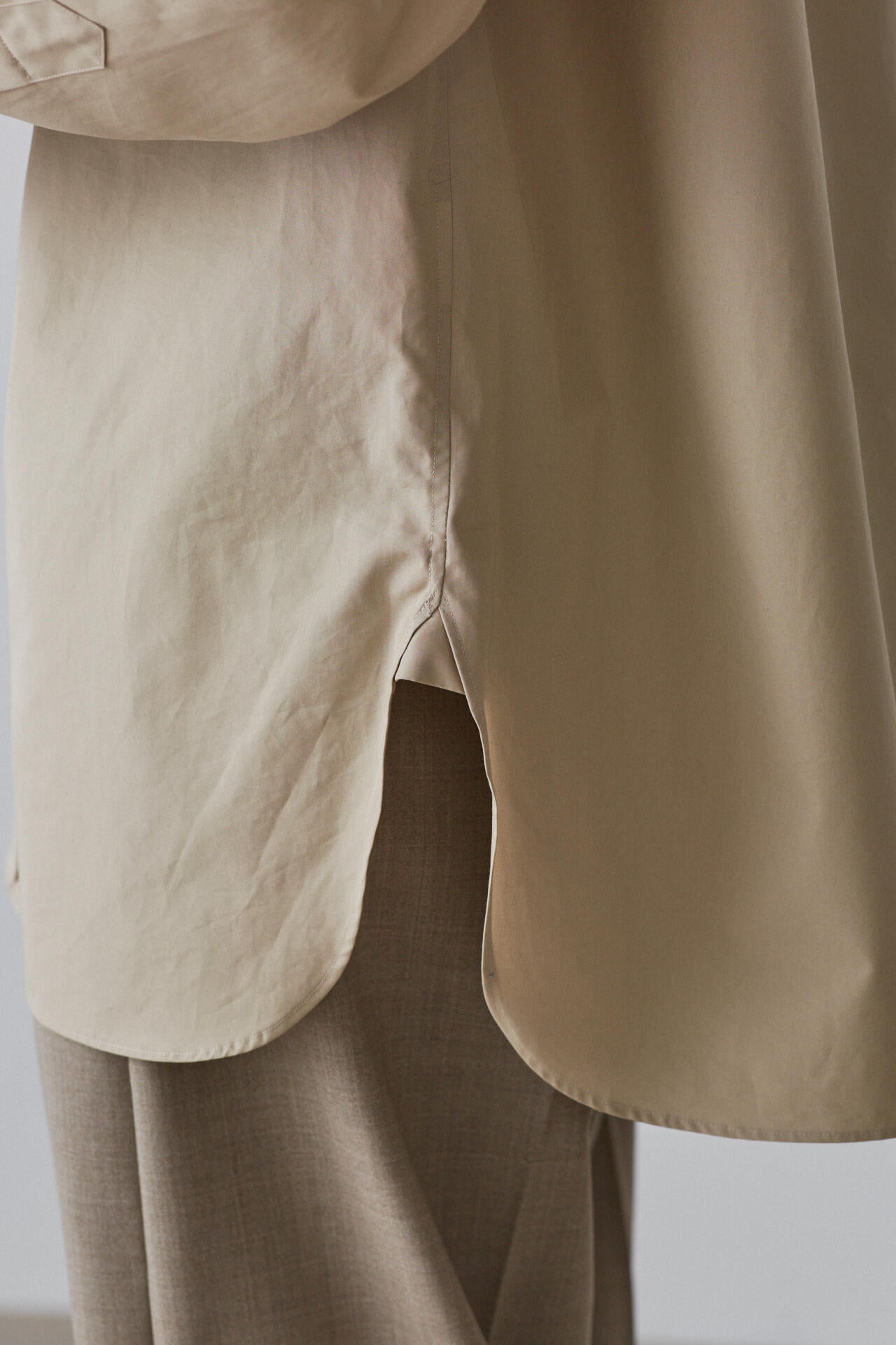 YLEVE / COTTON TYPEWRITER SH