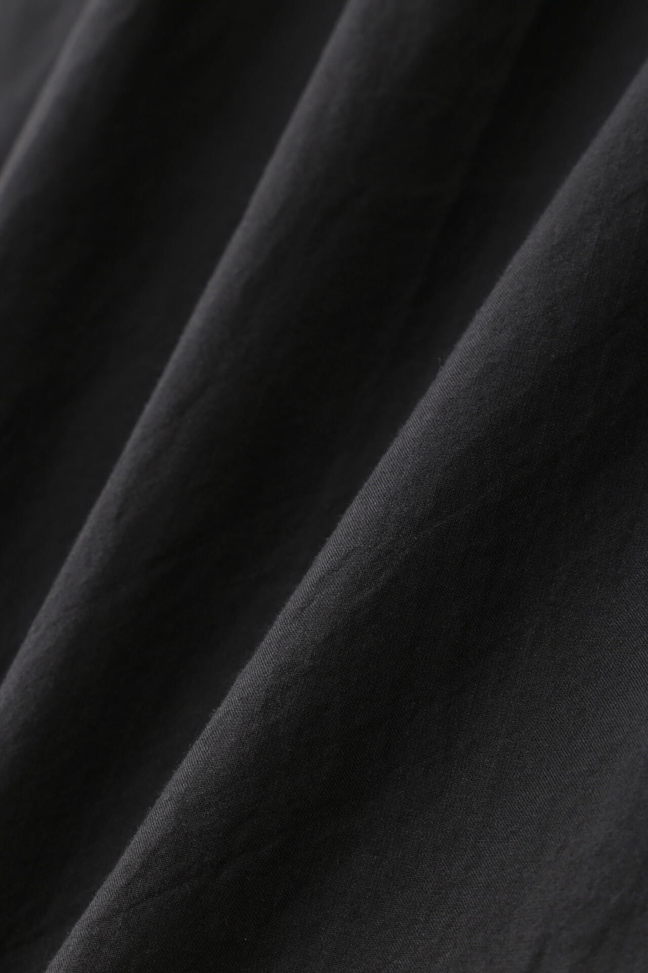 YLEVE / COTTON LAWN RUFFLED BL