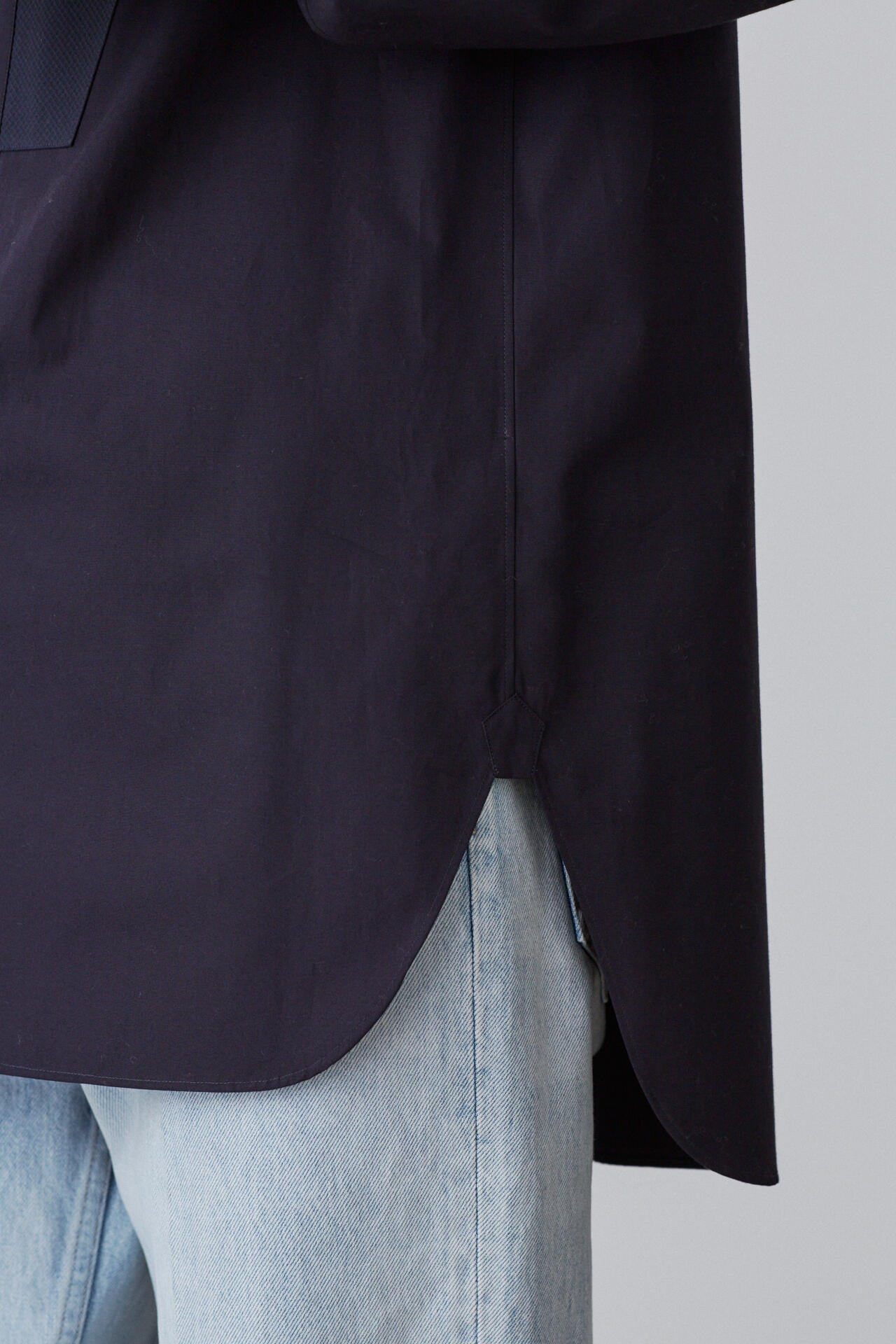 BOURRIENNE × YLEVE / SUPIMA COTTON TYPEWRITER SH / SHIN