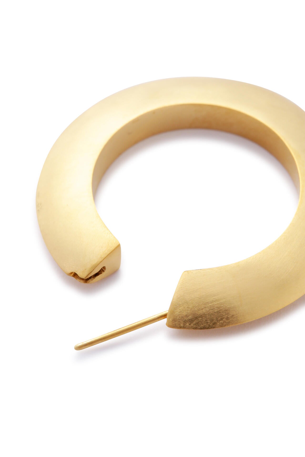 YLEVE / TRIANGLE HOOP EARRING L