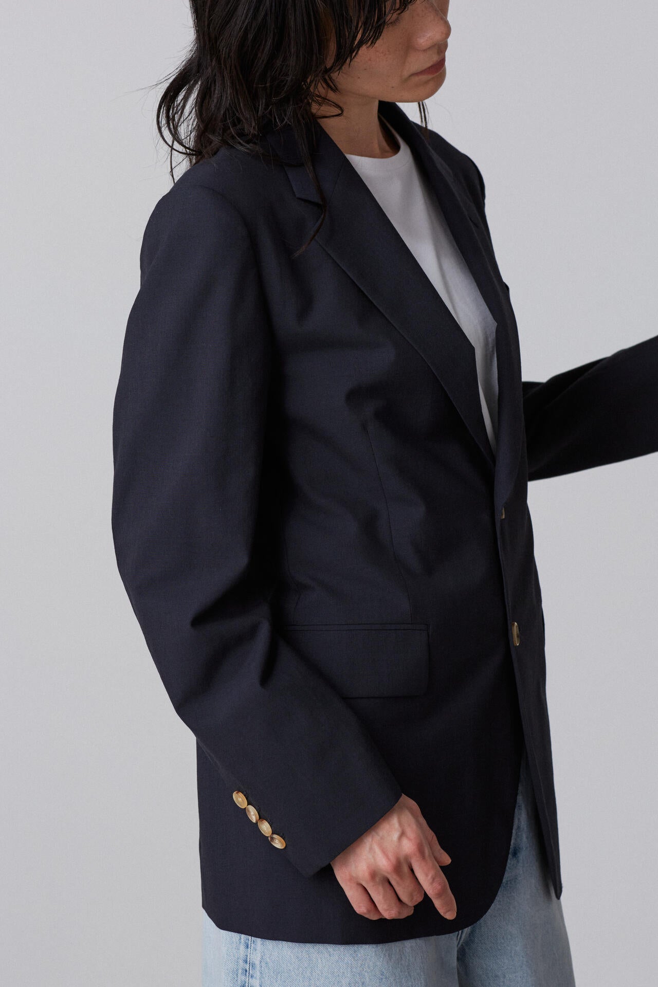 YLEVE / WOOL CHAMBRAY JACKET
