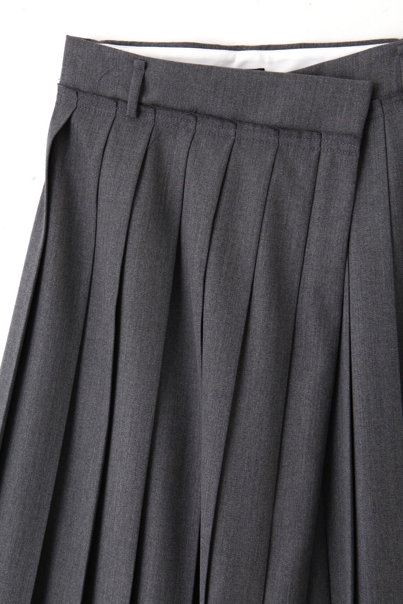 YLEVE / WOOL SURGE PLEATED  SKIRT
