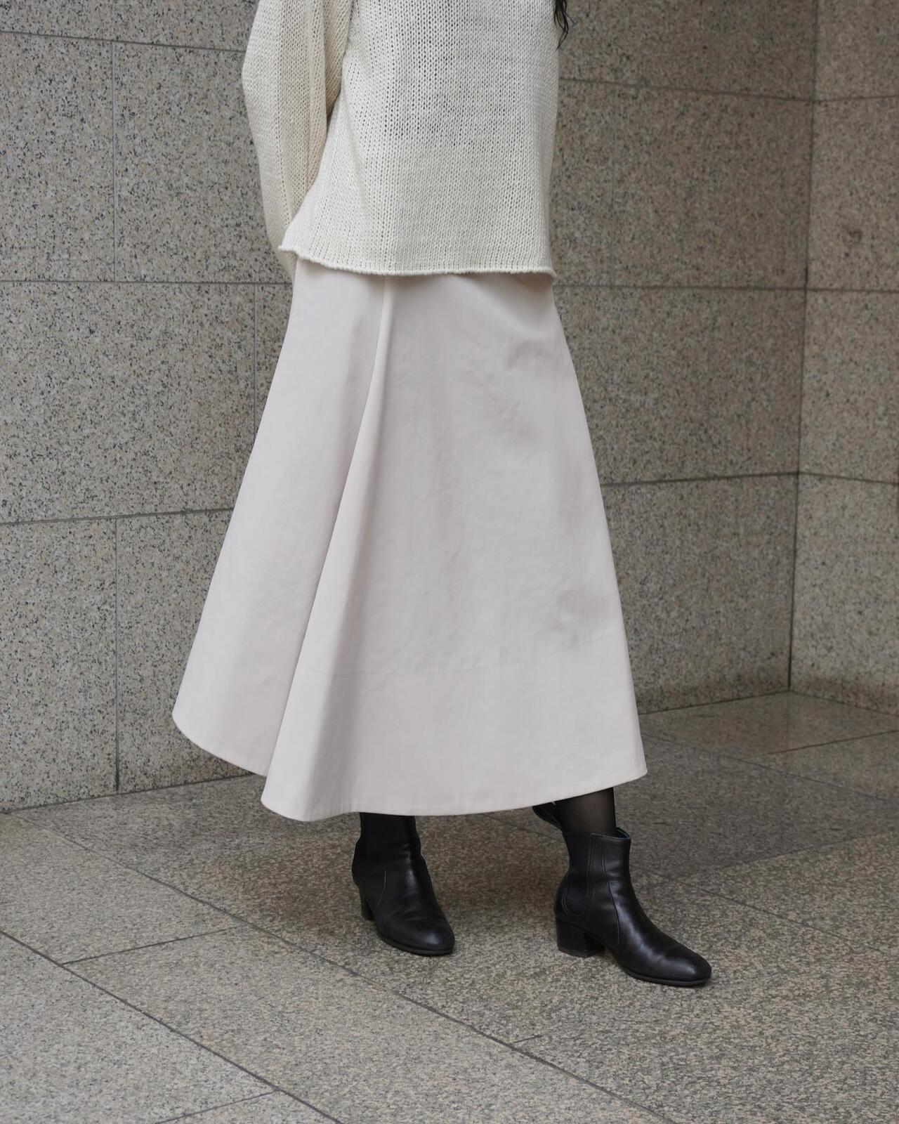 YLEVE / RECYCLE POLYESTER SKIRT