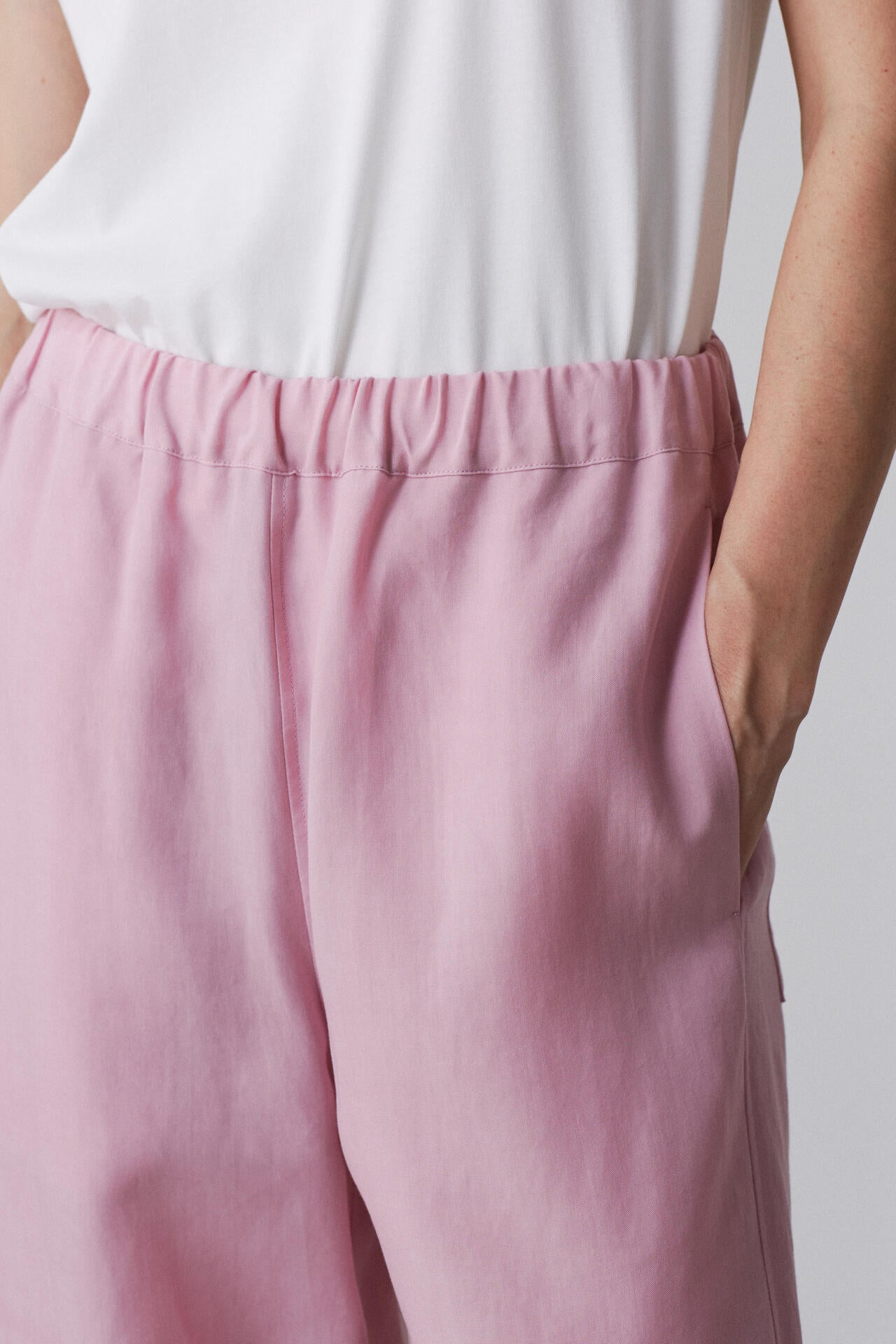 YLEVE / TENCEL EASY TROUSERS