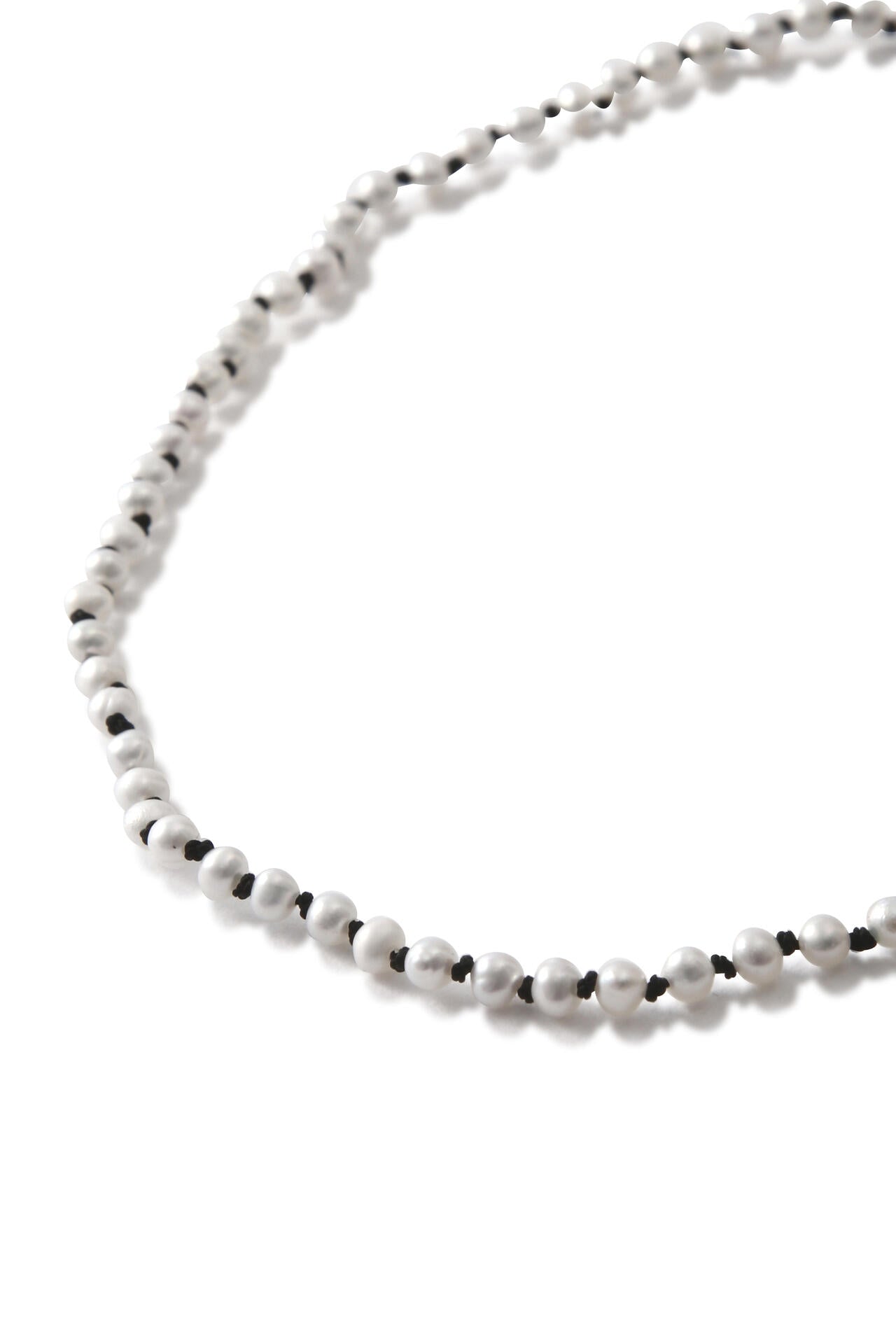 YLEVE / PEARL NECKLACE KNOT 37cm