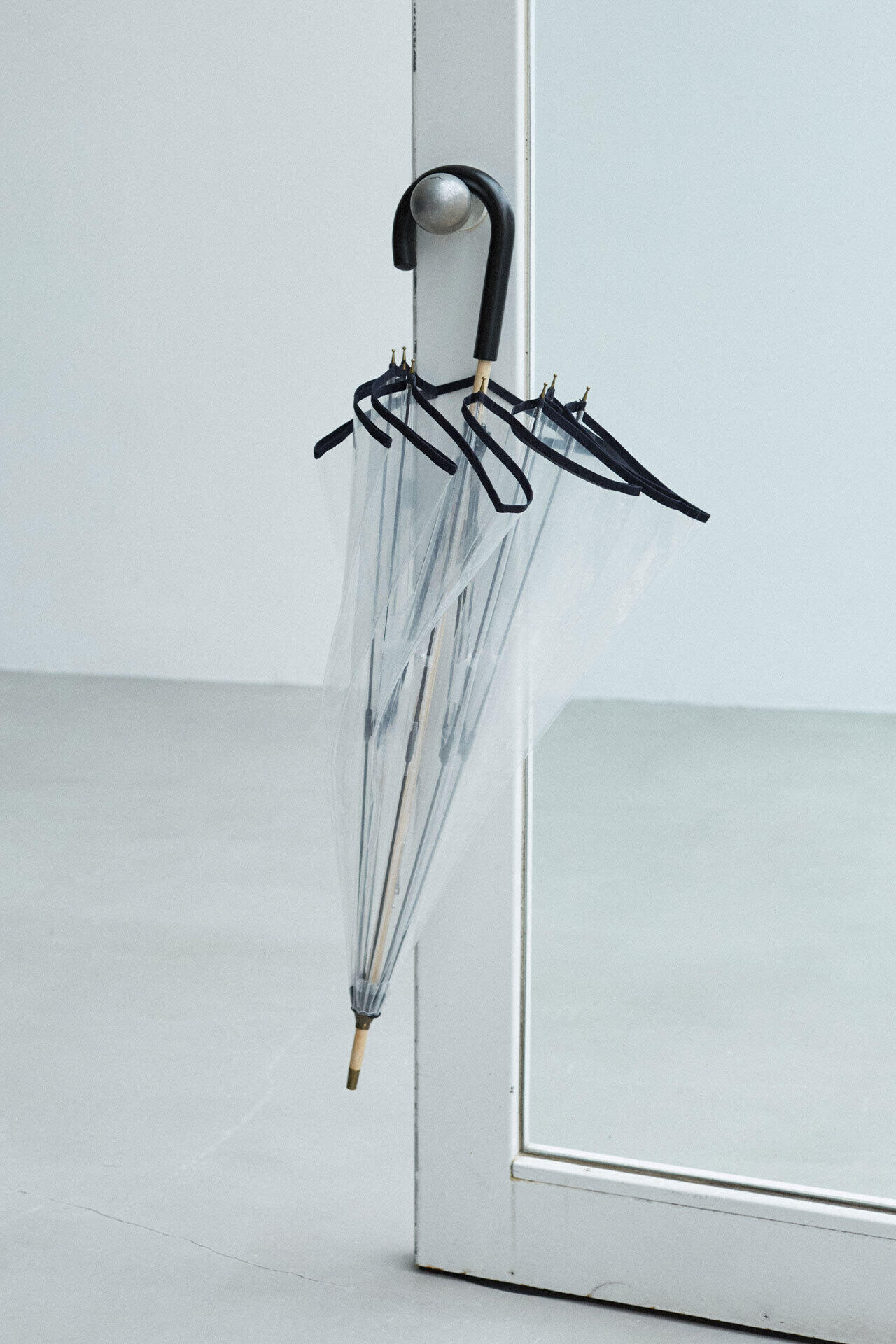 YLEVE / WHITE ROSE UMBRELLA