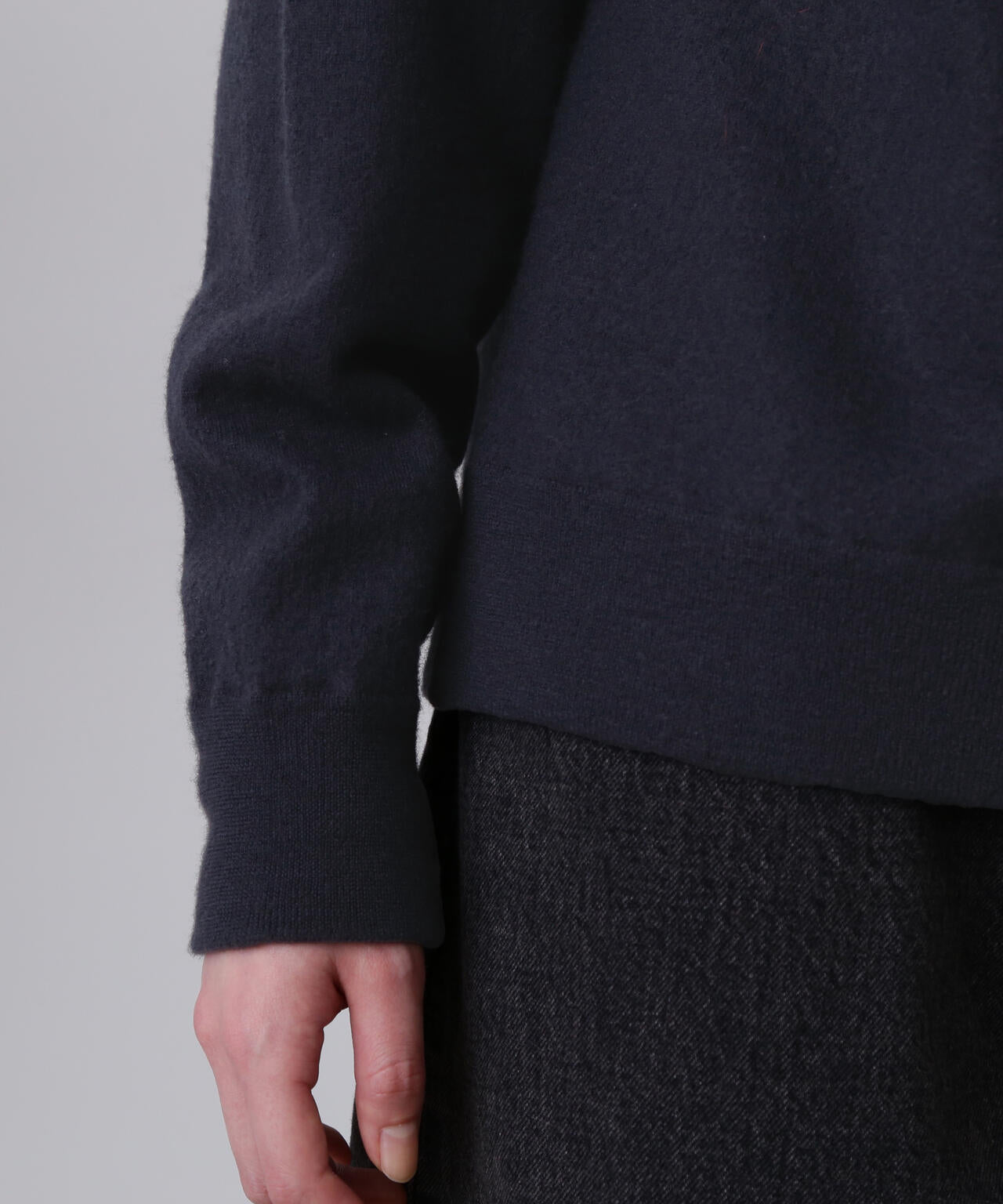 YLEVE / ULTRAFINE MERINO MILLED WOOL KNIT HALF ZIP PULL OVER