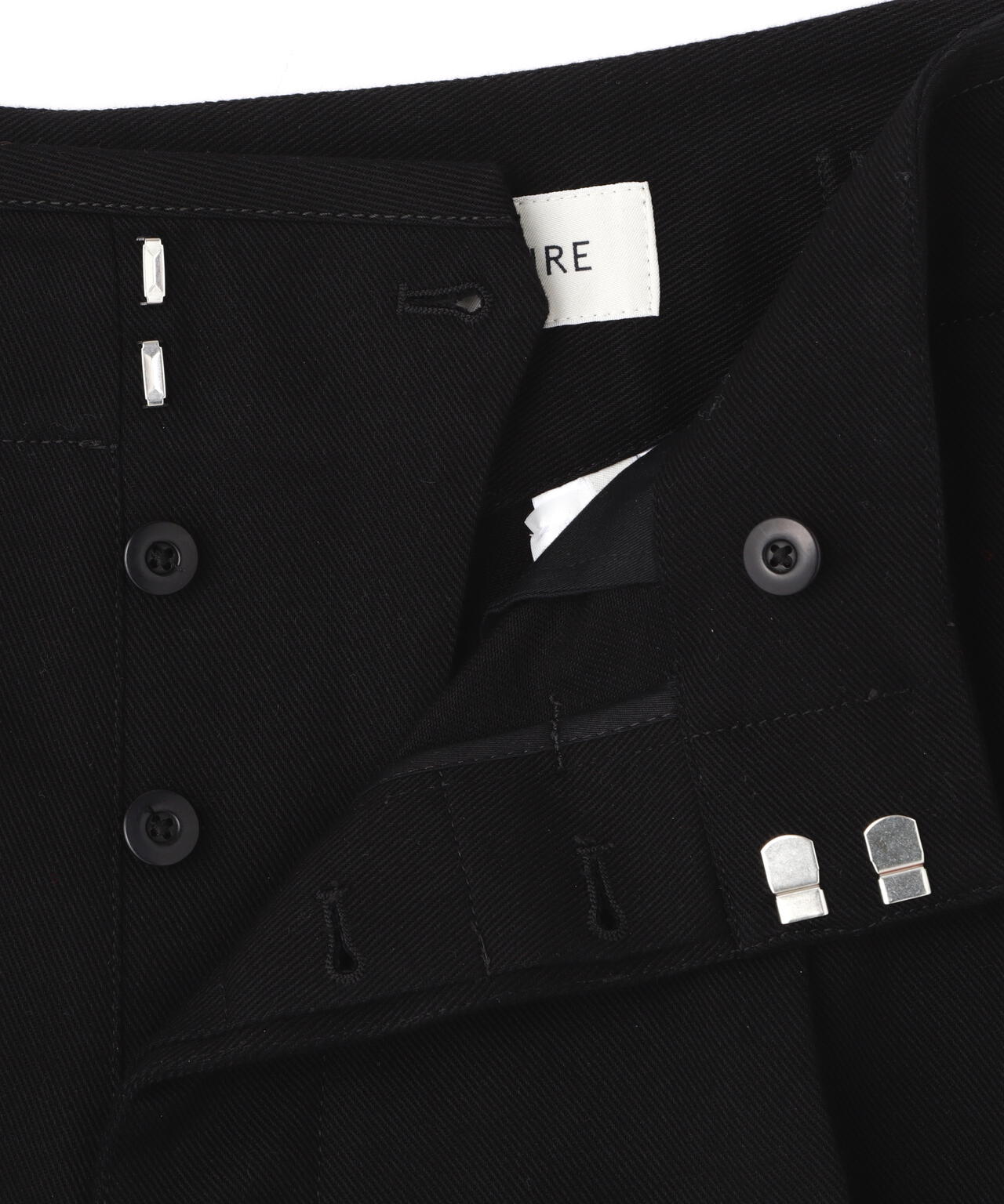 LEMAIRE / HEAVY COTTON DRILL PLEATED CARROT PANTS